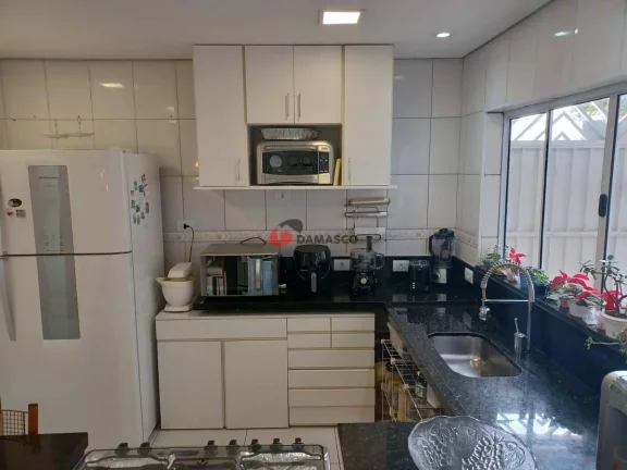 Imagem Sobrado à venda 2 Quartos, 1 Vaga, 250M², Cerâmica, São Caetano do Sul - SP
