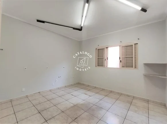 Imagem Casa Comercial a Venda no bairro Vila Seixas - Ribeirão Preto, SP