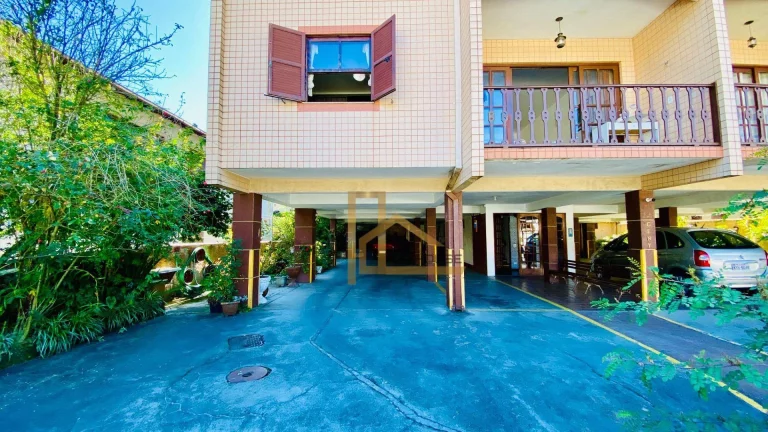Imagem Apartamento à venda, 50 m² por R$ 260.000,00 - Cascata Guarani - Teresópolis/RJ