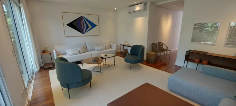 Imagem Casa Duplex 333,50M², 4Q, 4 Suítes, 7 Banheiros, 3 Vagas, Academia, Segurança 24h, Jardim, Portaria, Praça.