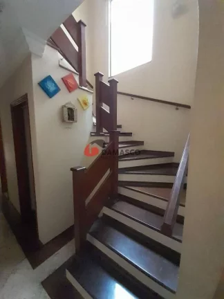 Imagem Sobrado à venda 4 Quartos, 2 Suites, 6 Vagas, 343M², Olímpico, São Caetano do Sul - SP