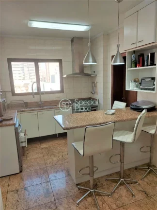 Imagem Excelente apartamento com 215m² em Perdizes Amplo living em tábuas corridas maciças com desnível...
