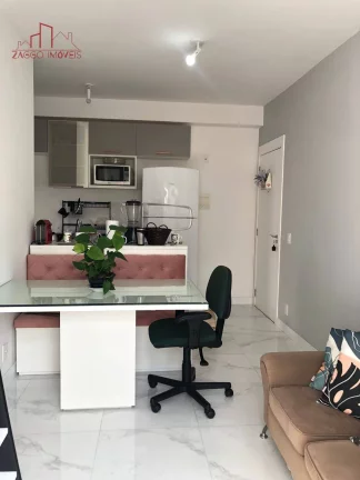 Imagem Lindo Apartamento-parque Rebouças de 43m² Reformado - 2 dorms.