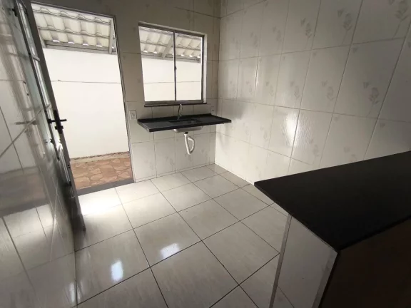 Imagem Casa com 2 Quartos para Alugar, 45 m² em Residencial Lajinha (parque Durval De Barros) - Ibirité