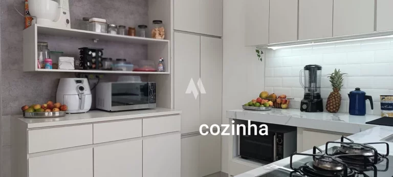 Imagem Sobrado com piscina 3 quartos 2 suítes próximo a praia em Praia Grande