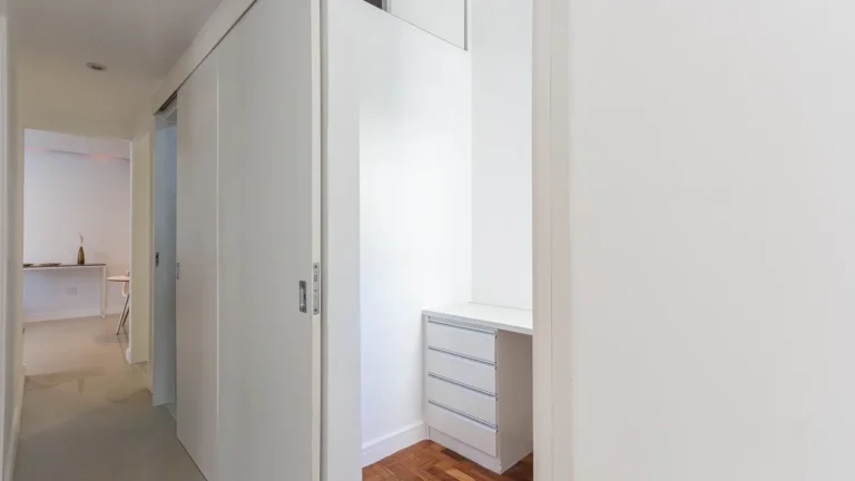 Imagem Apartamento 71M², 2Q, 1 Suíte, 2 Banheiros, Playground, Armários.