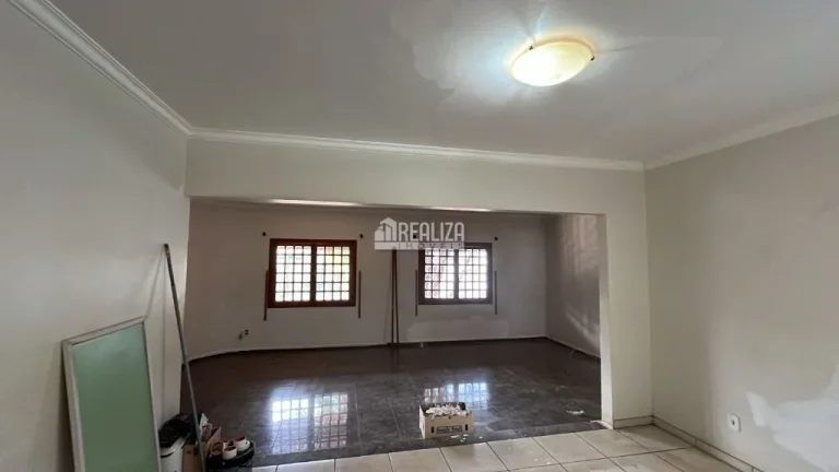 Imagem CASA PARA LOCAÇÃO NO BAIRRO OLINDA – CONFORTO, LAZER E AMPLO ESPAÇO
