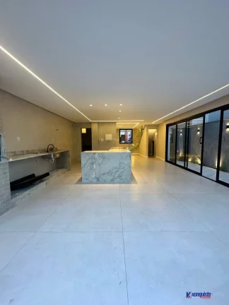 Imagem VENDO CASA 4/4 REFORMADA CONDOMÍNIO-SIM