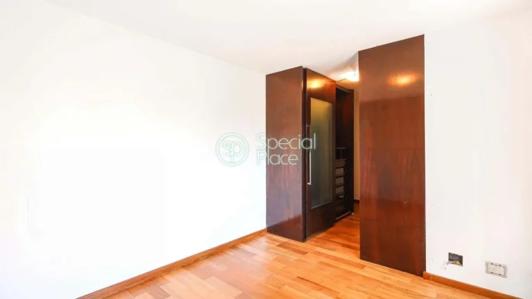 Imagem Excelente apartamento com 140mÂ² na Vila Andrade, Morumbi. Amplo living com lareira e terraÃ§o espaÃ...