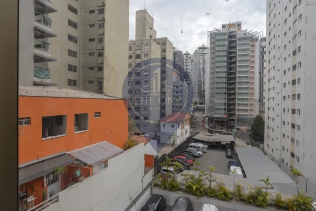 Imagem Conjunto comercial à venda em São Paulo-SP, Bela Vista: 2 salas, 2 banheiros, 1 vaga, 34m². Aproveite!