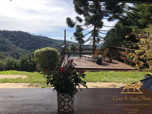 Imagem Casa de campo em condomínio exclusivo, a venda, em Campos do Jordão/SP