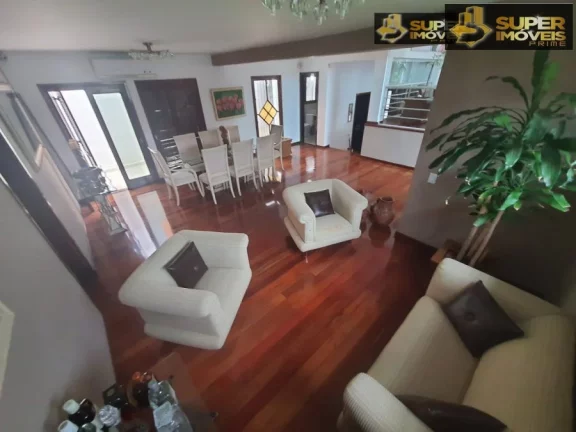 Imagem Casa Alto Padrão para Venda na Colina do Sol Pelotas-RS