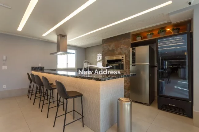Imagem Sua chance de morar na Praia de Itapuã! Apartamento de 2 quartos, 1 suíte, 64,17 m², vaga de garagem e lazer completo a poucos passos do mar!