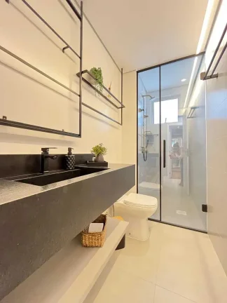 Imagem Apartamento mobiliado com 3 dormitórios sendo 1 suíte e 2 vagas de garagem em Balneário Camboriú