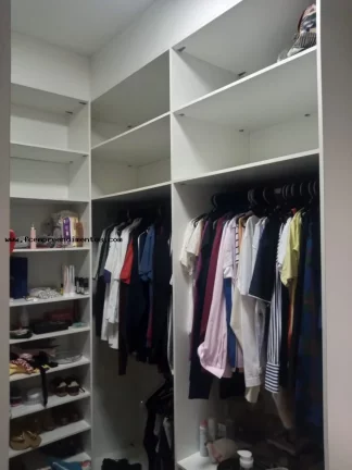 Imagem Casa em Condomínio para Locação em Limeira, Parque Residencial Roland II, 3 dormitórios, 3 suítes, 2 banheiros, 4 vagas