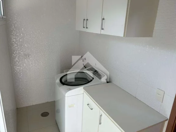 Imagem Casa de Condomínio em Jardim do Golf I - Jandira