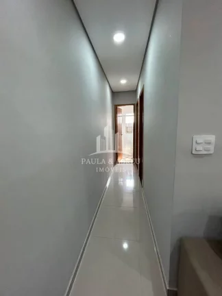 Imagem Apartamento 2 Dormitórios, quintal no 1° andar, 1 vaga em Utinga, Santo André