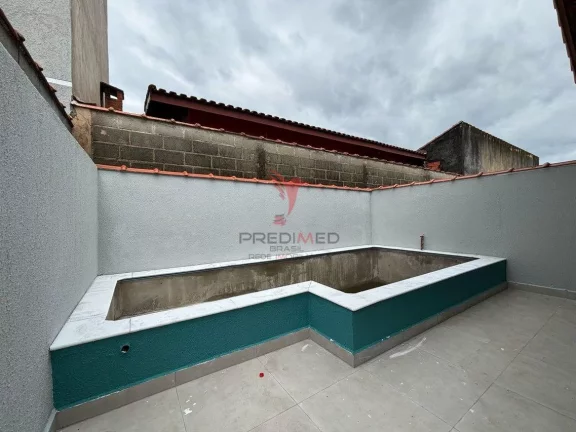 Imagem Linda casa de 2 quartos , com piscina, área gourmet,á venda em Itanhaém