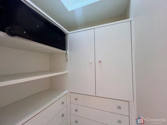Imagem Casa Ampla à Venda no Bairro Caramuru em Patos de Minas – 4 Quartos, 198m² Construídos