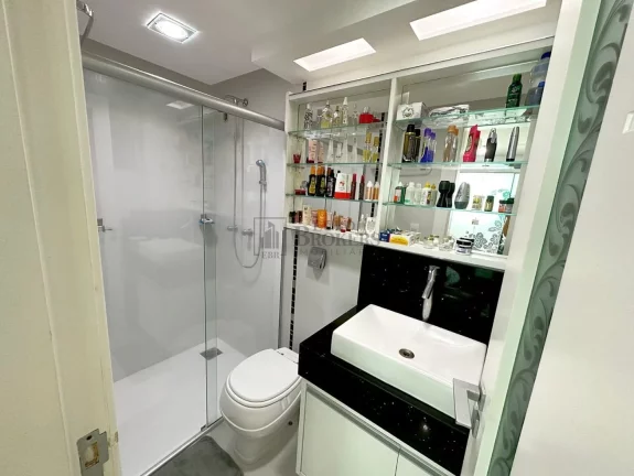 Imagem Apartamento com 3 suítes à venda no Pioneiros em Balneário Camboriú/SC