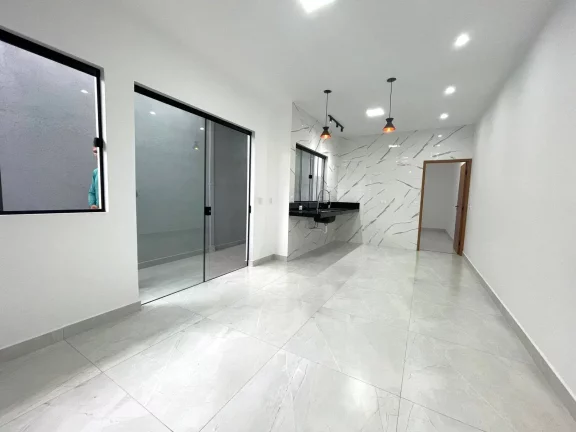Imagem Casa térrea á venda 2 suítes, R$ 410 mil, Golfinho, Caraguatatuba-SP