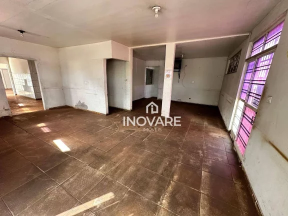 Imagem Casa com 3 dormitórios para alugar, 245 m² por R$ 2.000,00/mês - Setor Central - Itumbiara/GO