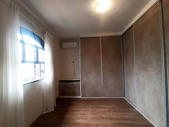 Imagem Sobrado com 3 dormitórios à venda, 183 m² por R$ 580.000 - Vila Ponte Nova - Cubatão/SP