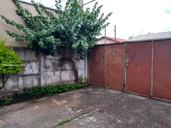 Imagem Casa para Venda em Limeira, JARDIM OURO VERDE, 3 dormitórios, 1 banheiro, 1 vaga