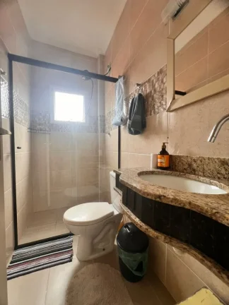 Imagem Casa para Venda em Praia Grande, Caiçara, 3 dormitórios, 2 suítes, 2 banheiros, 2 vagas