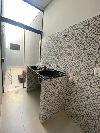 Imagem CASA DISPONIVEL PARA LOCAÇÃO, NO RESIDENCIAL VIVENDA DOS IPES, SINOP - MT.