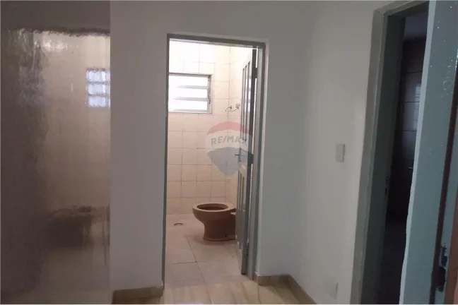 Imagem Terreno de 500m com 2 Casas area livre 400m Cupece 10 vagas
