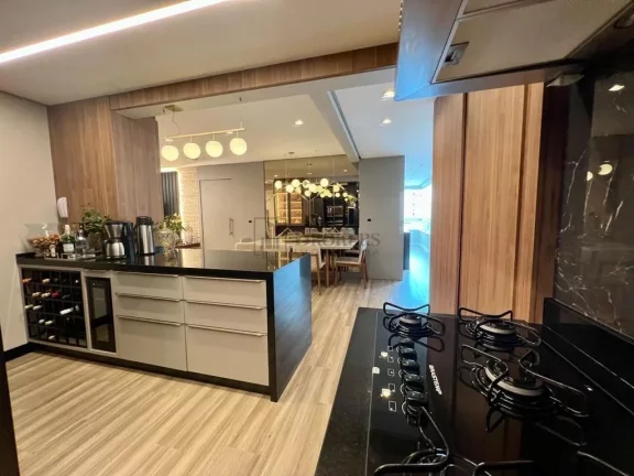Imagem Apartamento com 3 suítes à venda no Centro de Balneário Camboriú/SC