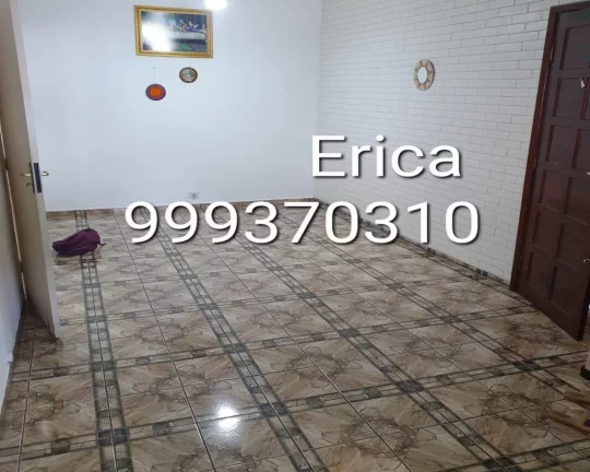 Imagem Casa térrea, com 3 quartos, 2 vagas, amplo quintal FL11