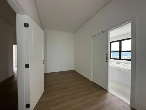 Imagem Cobertura com 4 dormitórios à venda sendo 4 suítes, 418 m² por - R$ 13.047.204,00 - Centro - Itapema/SC