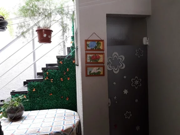 Imagem Sobrado Tatuapé - 115 m² -2 Suítes - Lavabo - Banheiro social - 3 Vagas de garagem