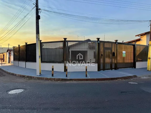 Imagem Casa com 3 dormitórios para alugar, 124 m² por R$ 1.700,00/mês - Setor Santa Inês - Itumbiara/GO