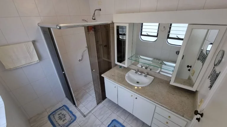 Imagem Apartamento com 3 dormitórios à venda, 196 m² - Astúrias - Guarujá/SP