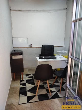 Imagem CASA C/ 100 M² / 02 QUARTOS / 04 VAGAS