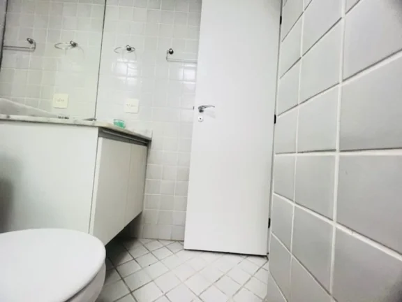 Imagem Apartamento à venda na Riviera de São Lourenço, no módulo 7: 3 quartos, 1 suíte, 2 salas, 2 vagas de garagem! Seu refúgio à beira-mar!