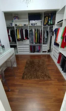 Imagem Cobertura para Venda em Nova Friburgo, Centro, 4 dormitórios, 1 suíte, 4 banheiros, 2 v