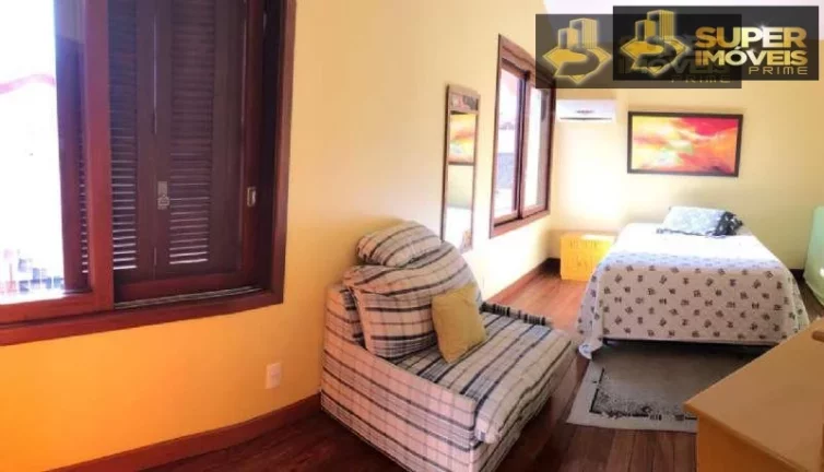 Imagem Casa Alto Padrão para Venda em Areal Pelotas-RS - 2491