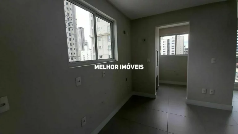 Imagem Apartamento Novo à Venda com 02 Suítes, Vista Parcial para o Mar no Centro de Balneário Camboriú
