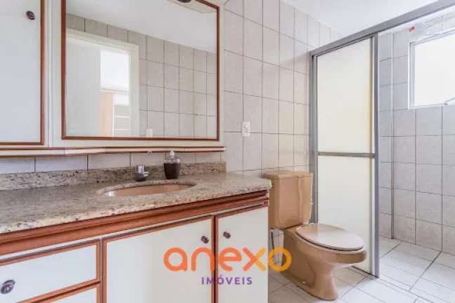 Imagem Apartamento a venda em Blumenau com 3 Dormitórios no bairro Vila Nova.