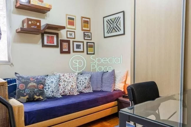 Imagem Ótimo apartamento em Moema Pássaros - 110m² - Living com varanda - Sala de jantar - 03 dormitóri...