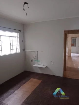 Imagem SANTO ANDRÉ Casa 125M², 2 dormitórios, 2 vagas ótima localização e valor !!!