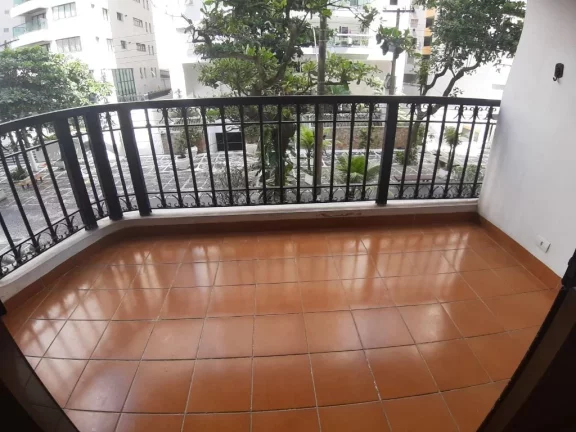 Imagem APARTAMENTO MOBILIADO, NO CALÇADÃO, 50 METROS DA PRAIA NA PITANGUEIRAS - GUARUJÁ