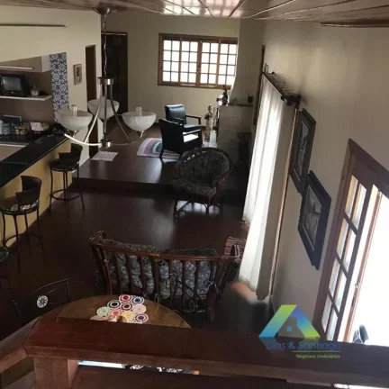 Imagem Otima casa com alto Padrão toda reformada com ótima localização.