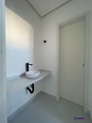 Imagem VENDO CASA 3/4 SENDO 3 SUITES EM CONDOMÍNIO - NOVA ESPERANÇA