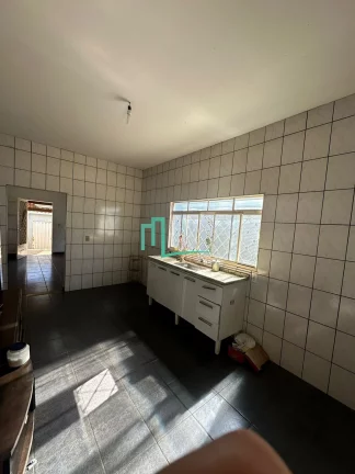 Imagem EXCELENTE CASA À VENDA NO PARQUE SANTA HILDA/ PROL. ÂNGELA ROSA