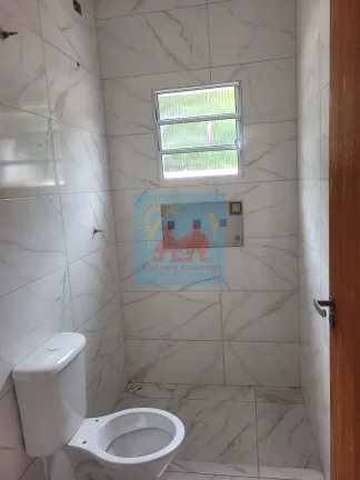 Imagem Casa com piscina, com amplo espaço para por 299mil em Itanhaém
